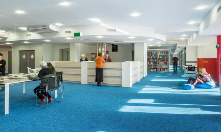 ניקוי שטיחים לספריות ומקומות ציבוריים