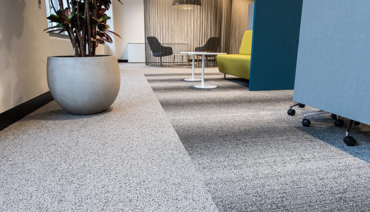 המשרד צריך לשדר רושם? לא משנה מה אופי המשרד - ניקוי שטיחים למשרדים - מקצוענים 2000